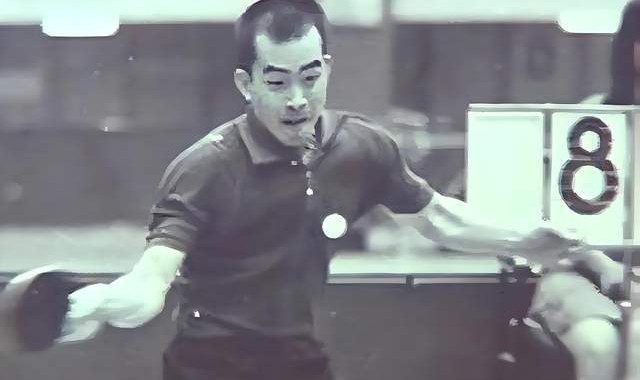 kaiyun sports-1971年梁戈亮用“鸳鸯球拍”世乒赛夺冠，周总理却说：别搞小动作