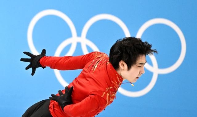 开云体育官方网站-加拿大站金博洋迎赛季首秀 纪平梨花重返国际赛场