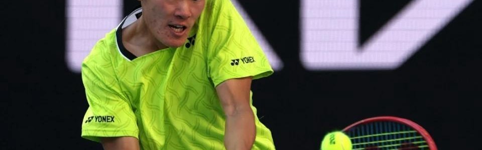 开云登录入口-美国华裔黑马伤退无缘挑战阿卡，要拿澳网冠军的15岁中国少女夺冠