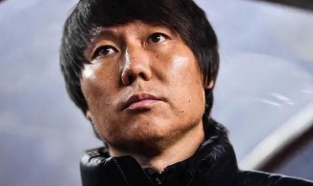 李铁执教路：收买对手两度冲超 行贿成为国足主帅