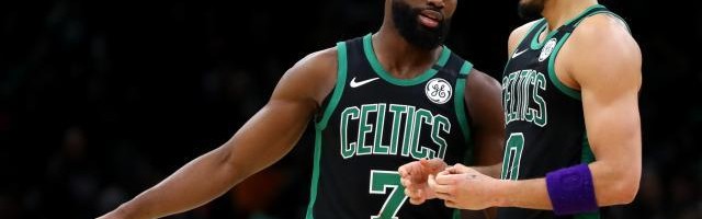 开云登录入口-绿军赢下关键卡位战 双探花凶猛 新人表现亮眼