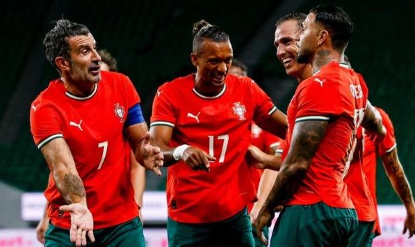 开云登录入口-葡国传奇胜世界传奇 豪华阵容让人忆当年青葱岁月