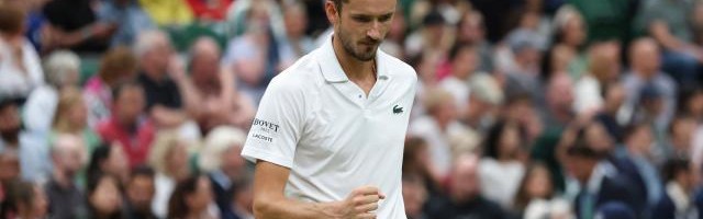 开云登录入口-张奔斗：消耗战神梅总打出了辛纳的最大弱点