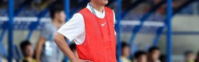 ​国足上海集训第二天开练 16日将安排队内教学赛